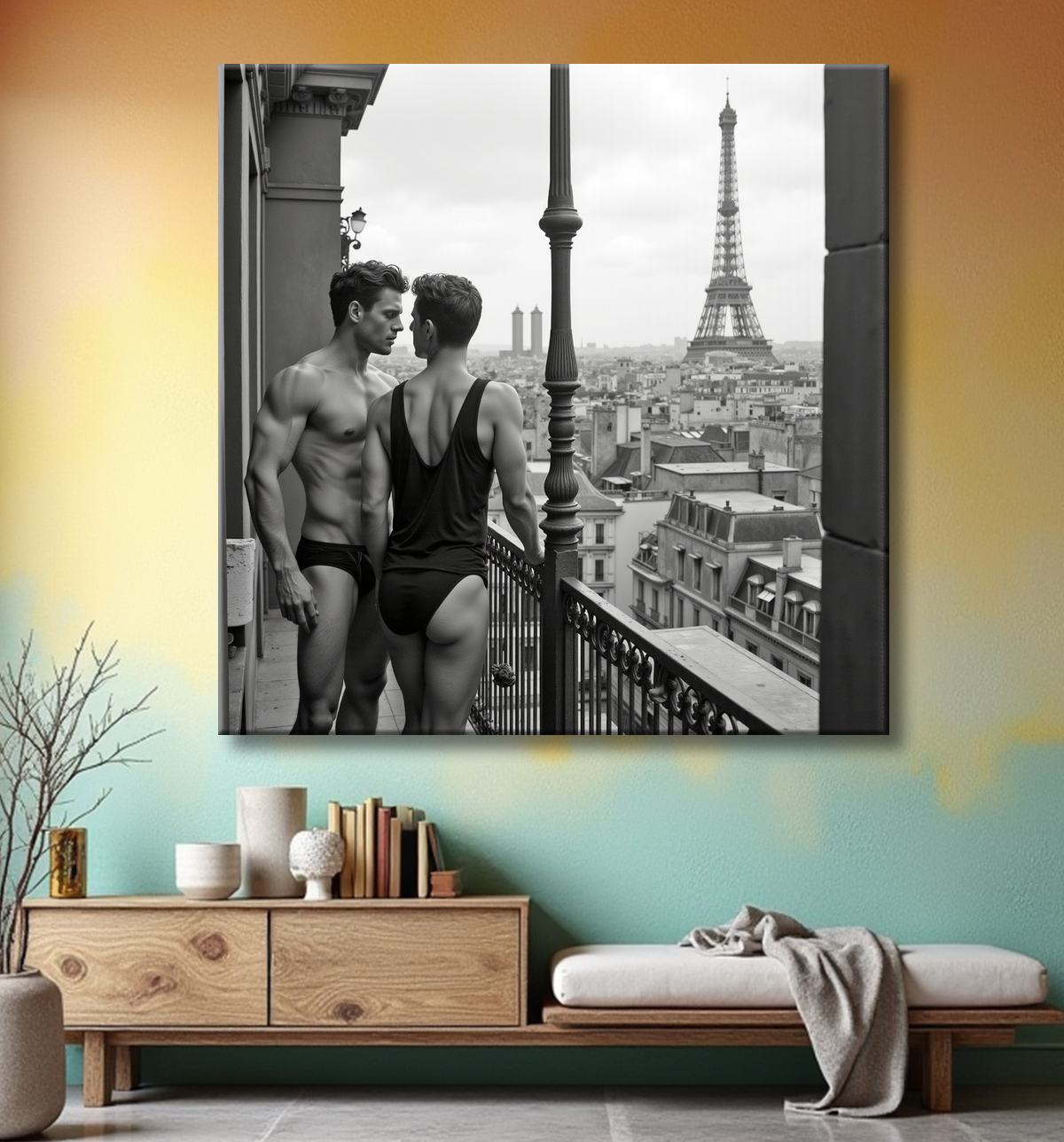 Couple masculin au balcon – tableau noir et blanc chic avec decor
