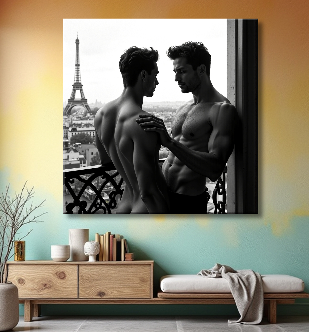 Couple masculin au balcon – tableau noir et blanc chic avec decor
