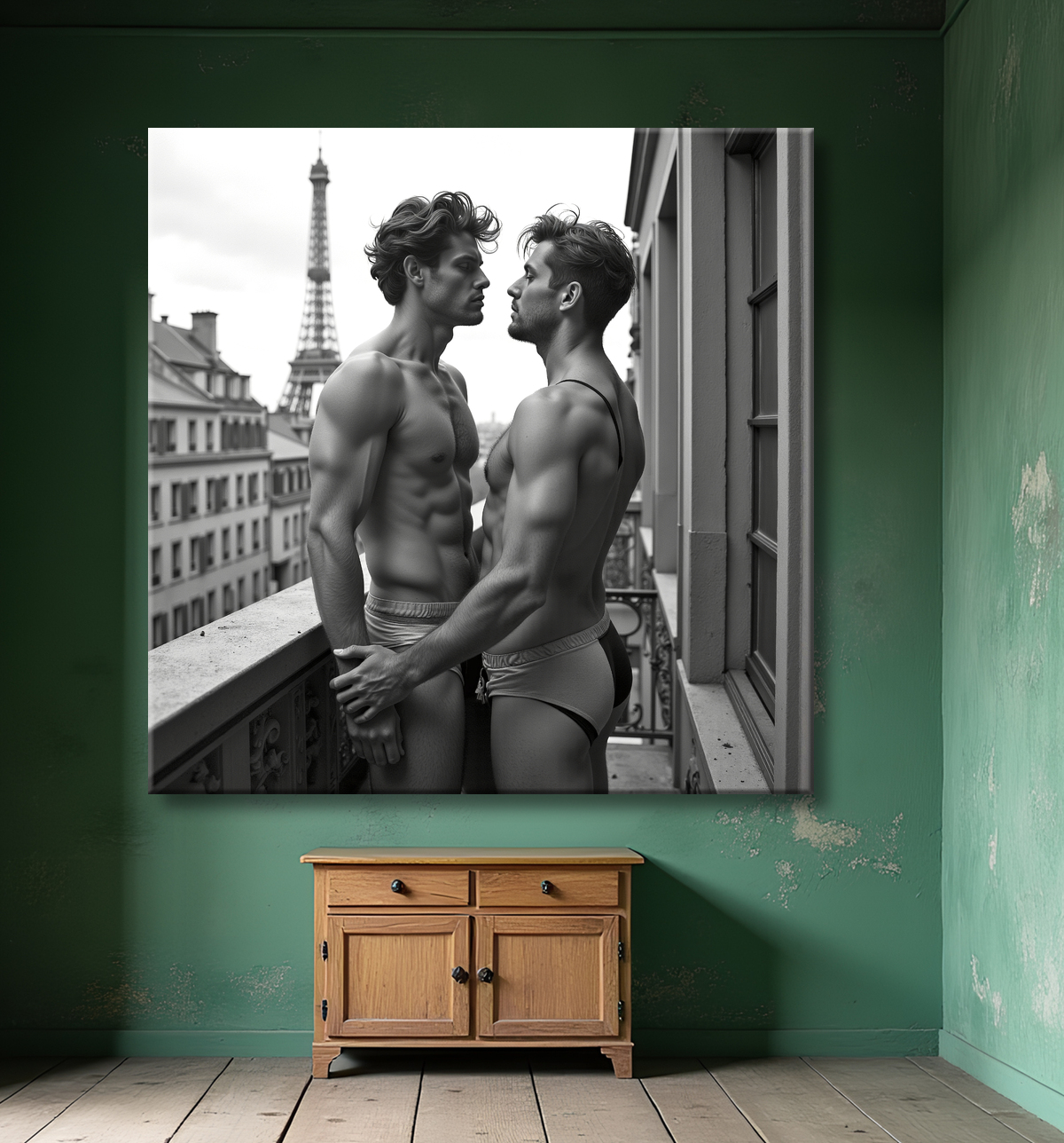 Couple masculin au balcon – tableau noir et blanc chic avec decor