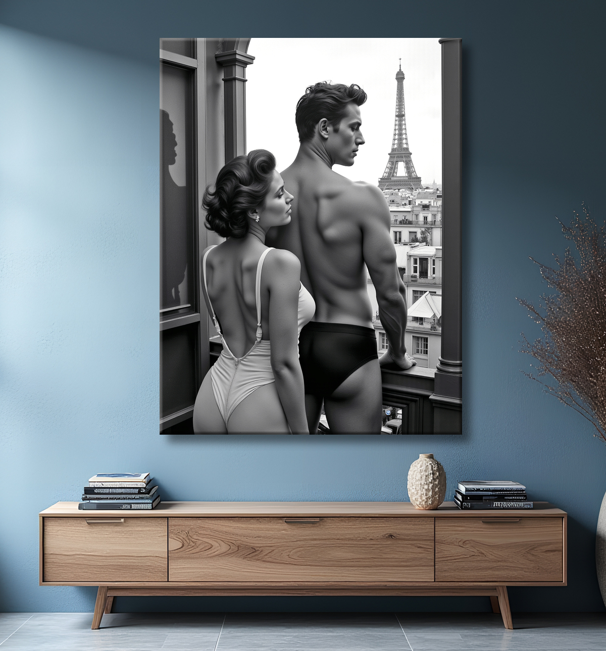 Tableau noir et blanc couple à Paris avec decor