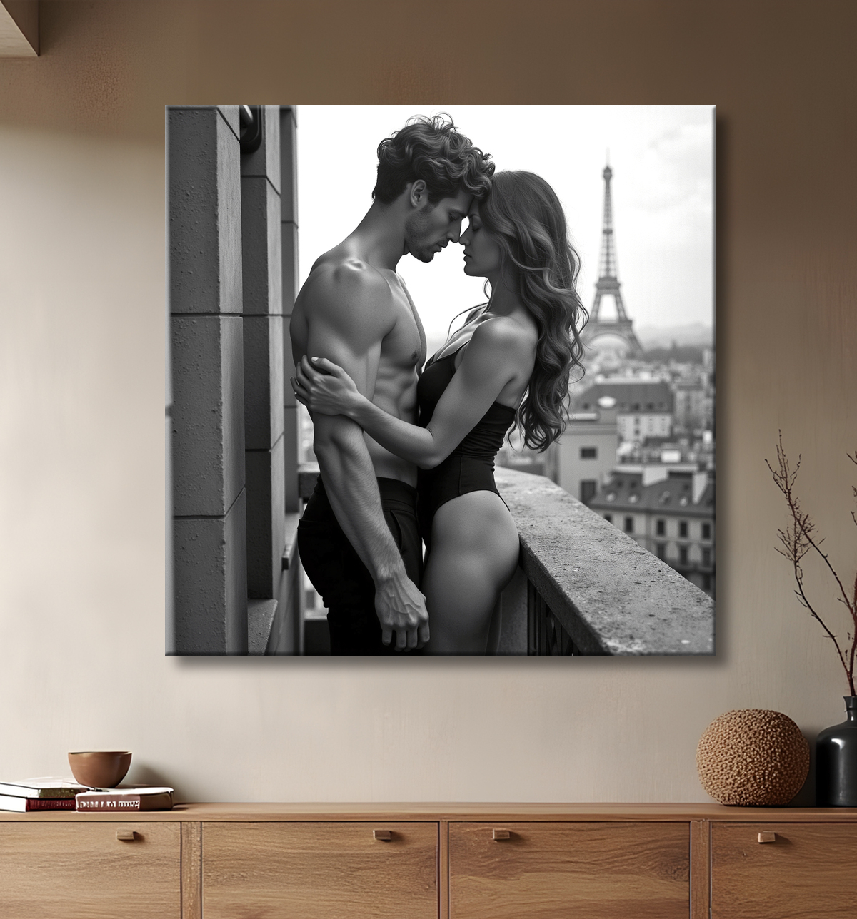 Tableau noir et blanc couple à Paris avec decor