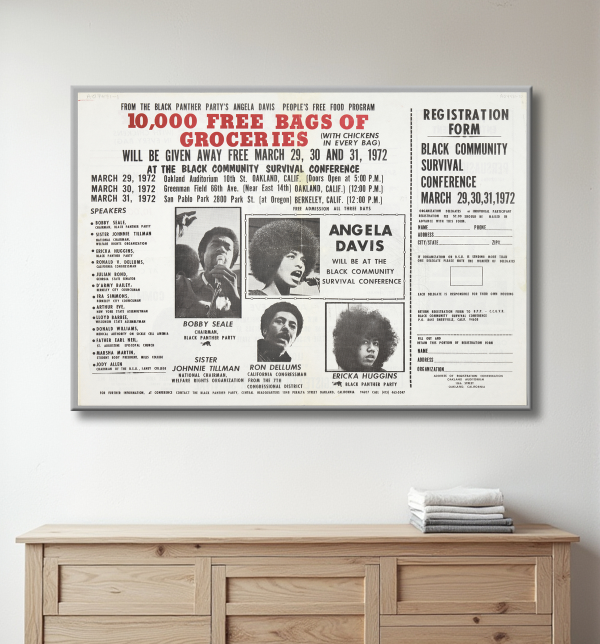 Reproduction Dépliant pour la conférence sur la survie de la communauté noire de Black Panther Party, American, 1966 - 1982 avec decor