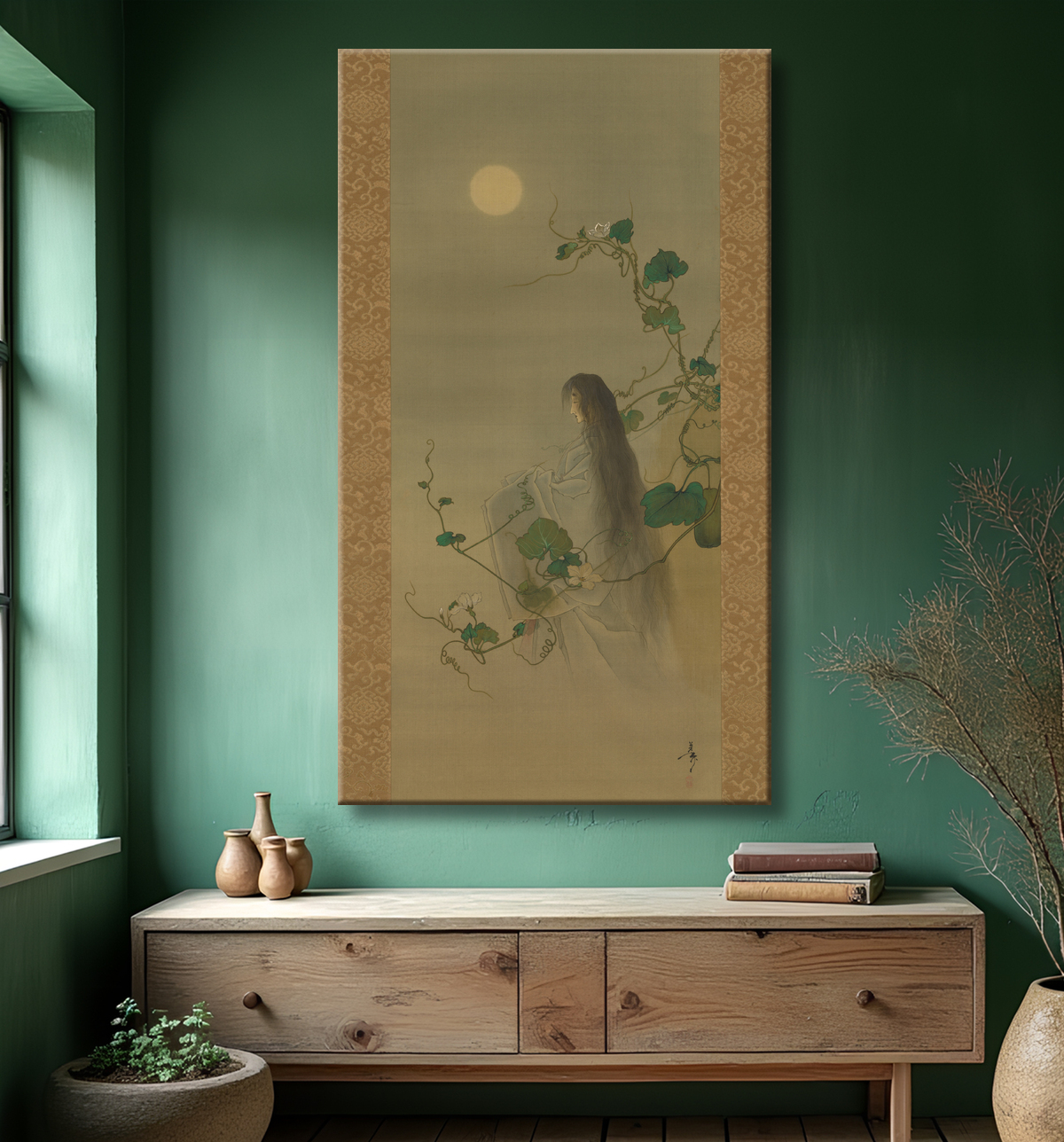 Reproduction L'esprit du défunt Yūgao enlacé dans des vignes de fleur de lune, d'après l'estampe « La dame aux visages du soir » de la série Cent aspects de la lune (Tsuki hyakushi : Genji Yūgao no maki) de Tsukioka Yoshitoshi avec decor