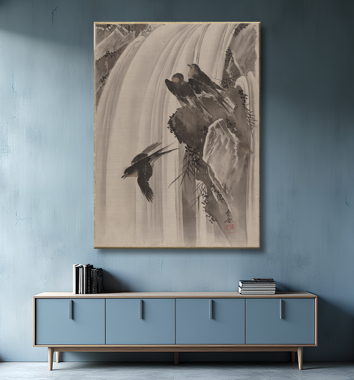 Reproduction Hirondelles par une cascade de Kawanabe Kyōsai 河鍋暁斎 avec decor