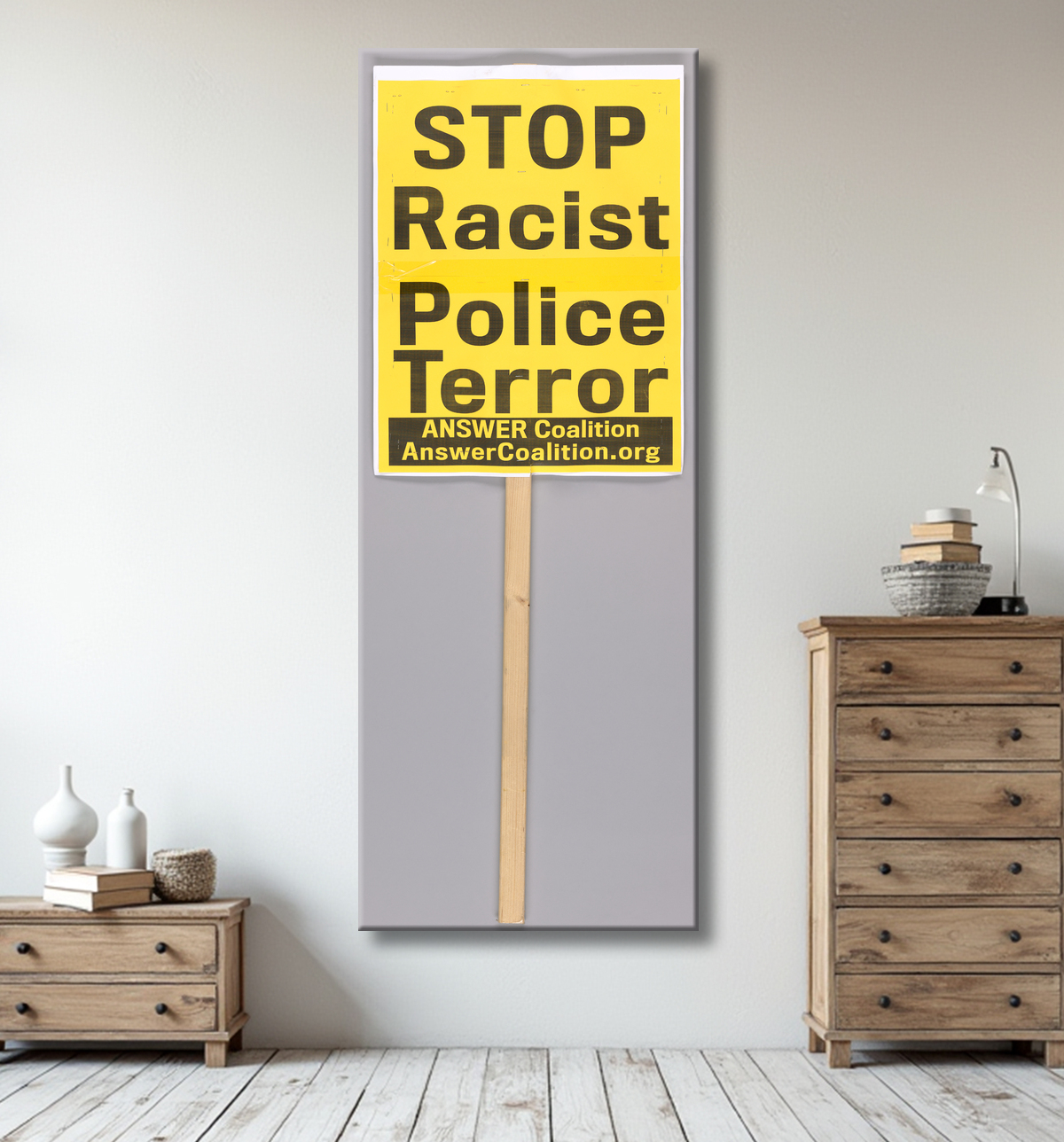 Reproduction Pancarte avec "Stop the War on Black America" utilisée lors de manifestations à Washington, DC de Act Now to Stop War and End Racism (A.N.S.W.E.R.), American, founded 2001 avec decor