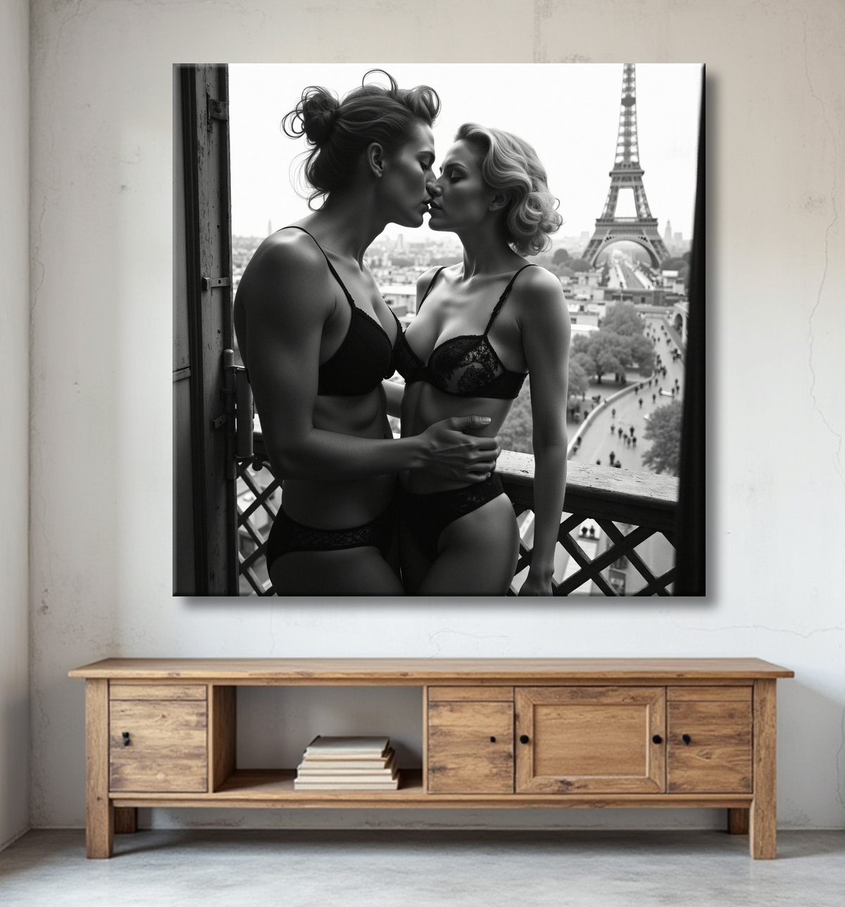 Tableau couple femmes chic Paris noir et blanc avec decor