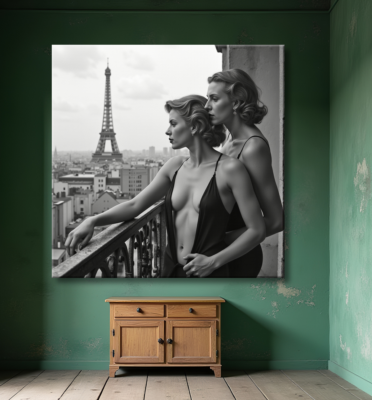 Tableau couple femmes chic Paris noir et blanc avec decor