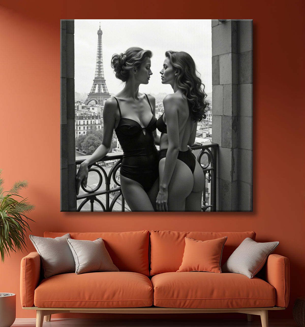 Tableau couple femmes chic Paris noir et blanc avec decor