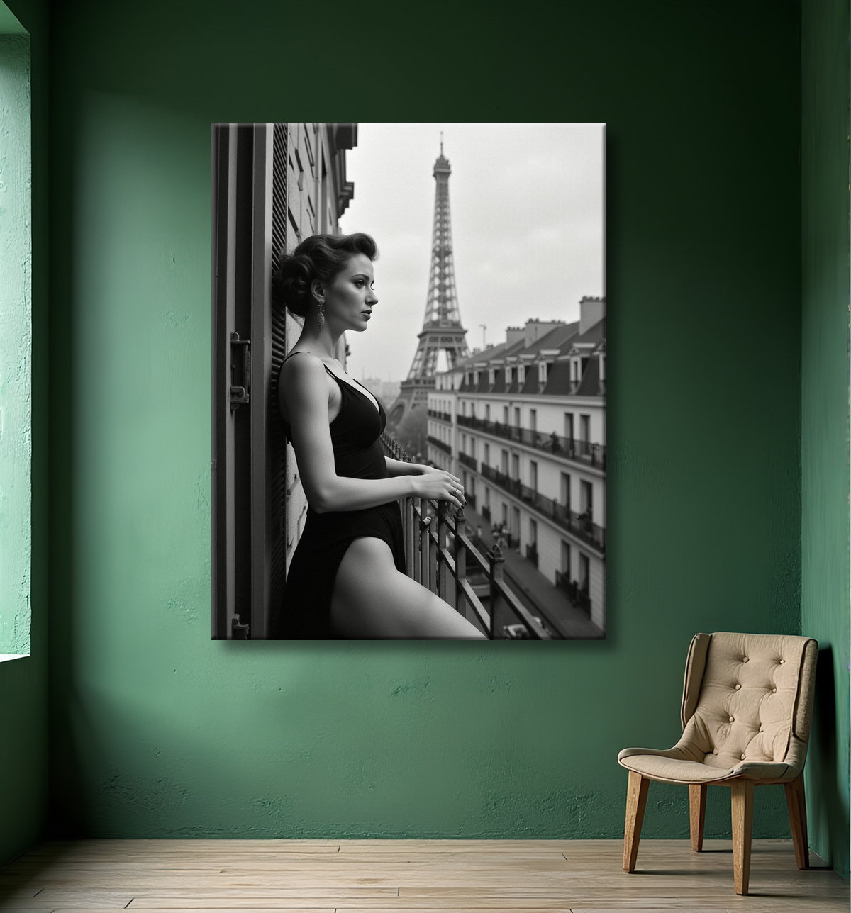Femme au balcon – tableau noir et blanc intimiste avec decor
