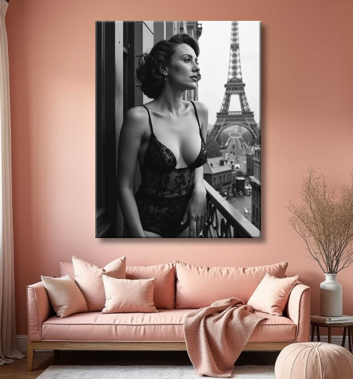 Femme au balcon – tableau noir et blanc intimiste avec decor