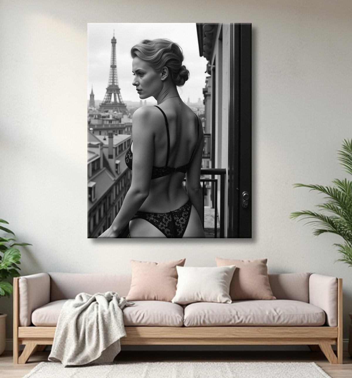 Femme au balcon – tableau noir et blanc intimiste avec decor