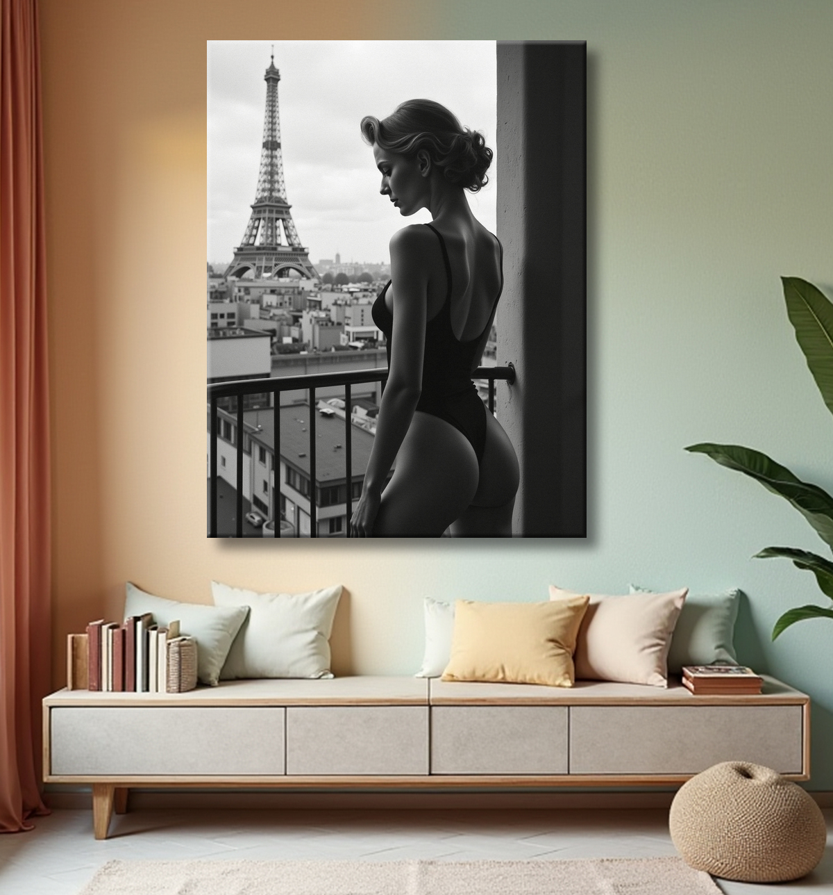 Femme au balcon – tableau noir et blanc intimiste avec decor