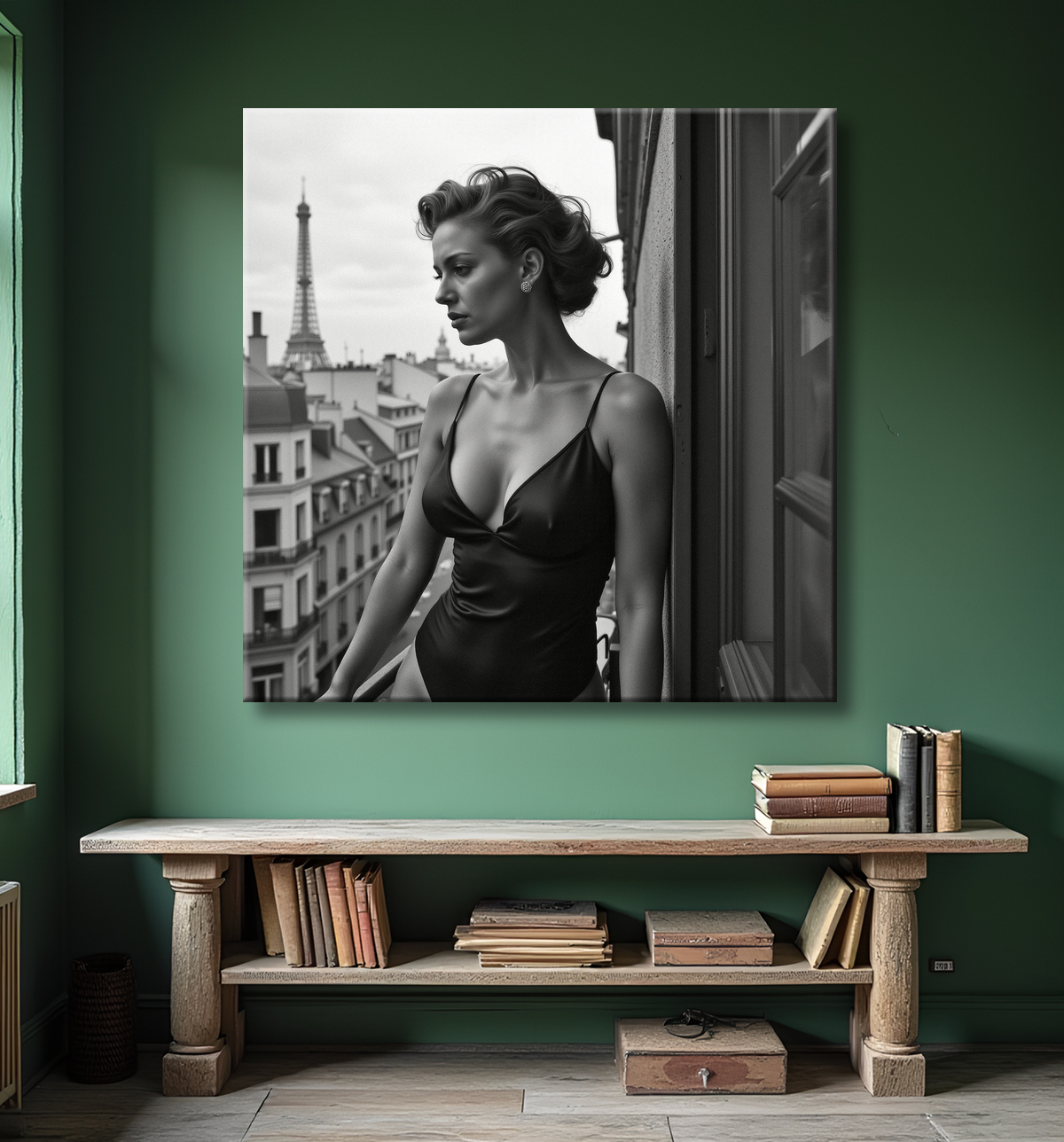 Femme au balcon – tableau noir et blanc intimiste avec decor