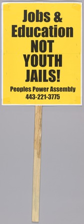 Toile d’art imprimée premium en France ou affiche encadrée. Placard appelant à l'inculpation des policiers utilisés lors des manifestations de Baltimore...